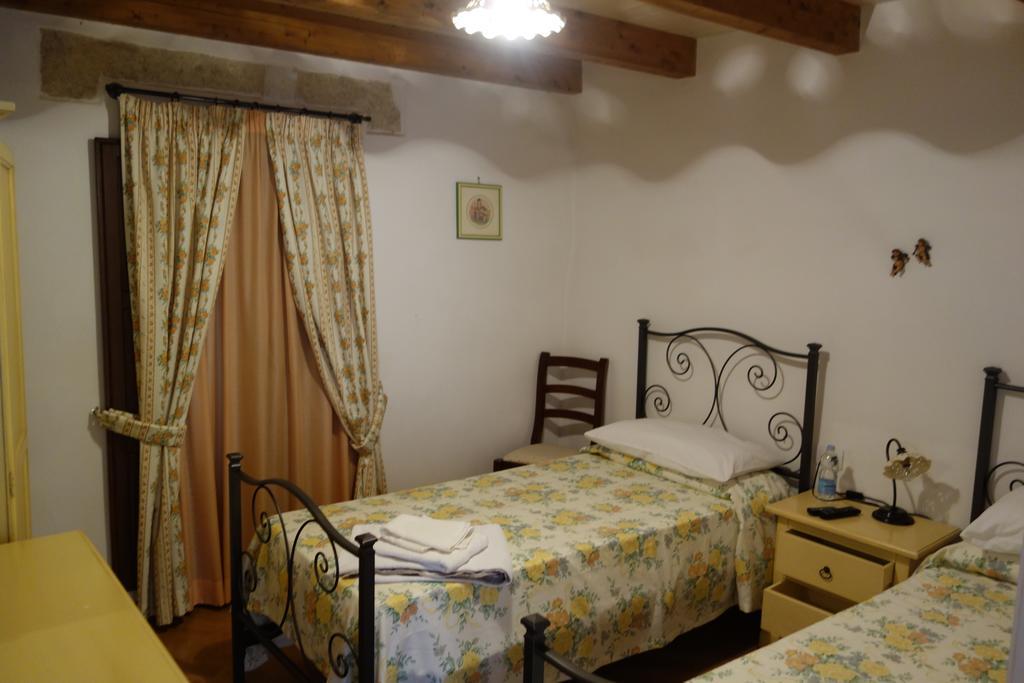 B&B Al Duomo Mola di Bari Phòng bức ảnh