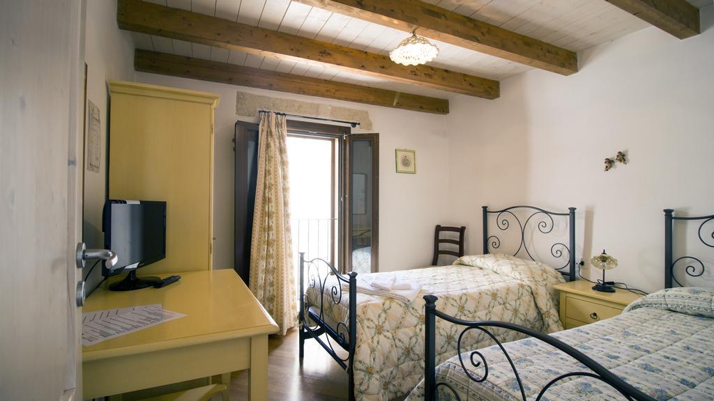 B&B Al Duomo Mola di Bari Ngoại thất bức ảnh