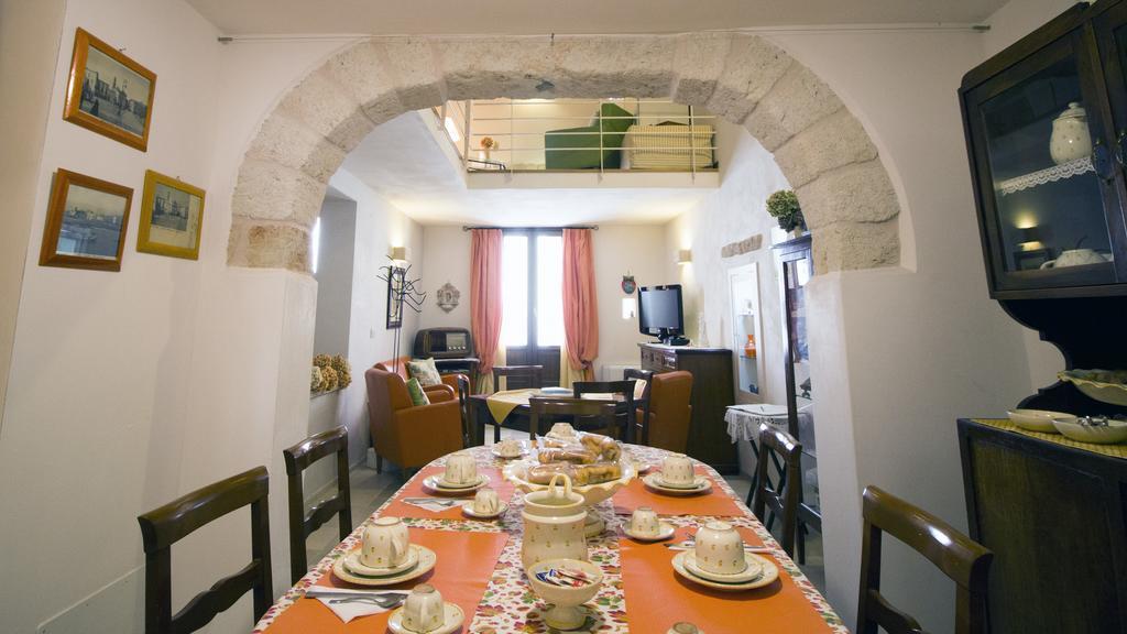 B&B Al Duomo Mola di Bari Ngoại thất bức ảnh